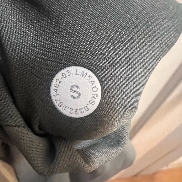 EUC Lululemon Men’s License To Train Tight - Picture 5 of 5